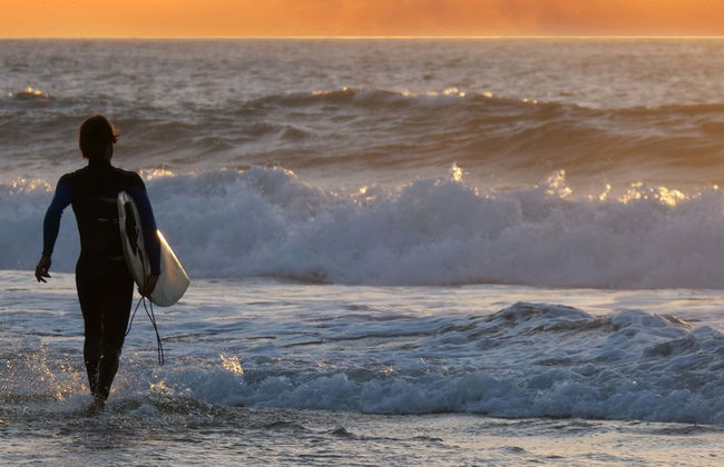 Arugam Bay Beginners' Surfing Class - Foto 6