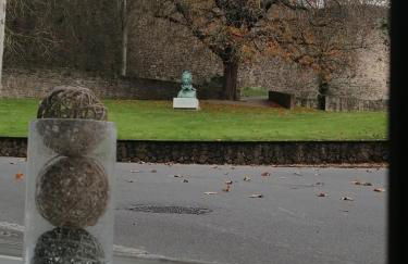 Au pied des remparts ... - Photo 8