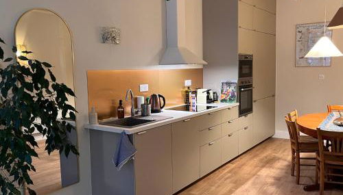 Appartement de charme en plein cœur du centre historique - Parking Public Gratuit - - Foto 3, stove, toaster, minibar