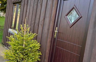 Thors Cave Cabin, Peak District - Photo 26