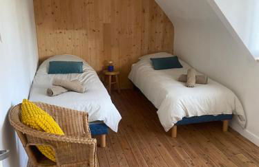 TY LOUIS Meublé de tourisme 3 étoiles pour 4 personnes avec vue mer et plages à 2 minutes à pieds - Foto 12