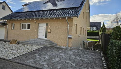 Charmante und stilvolle Wohnung - Foto 2