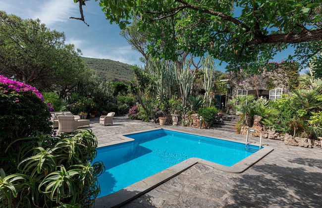 Villa Barkley -luxury Estate With Villa Cottages With a Pool - Foto 42