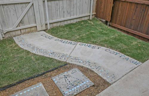 1 Mi to Lewisville Lake Fun Cozy Couples Retreat - Foto 20