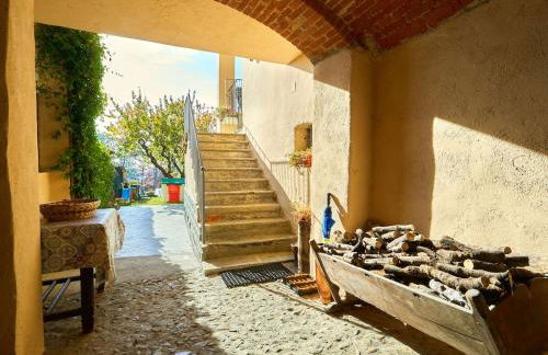 Casa Patron - Grande casa immersa nella natura della Valchiusella, vista montagna, perfetta per famiglie e gruppi a 1 ora da Torino - Foto 4