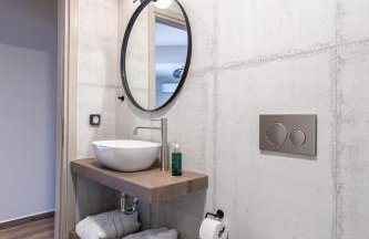 Boutique Saline Apartments - Green - Photo 54