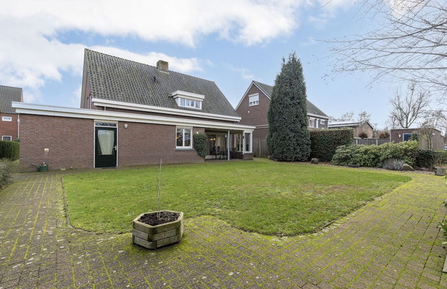 Inviting Villa in Panningen - Photo 36