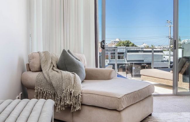 Mermaid Beach Luxury Penthouse - Photo 5