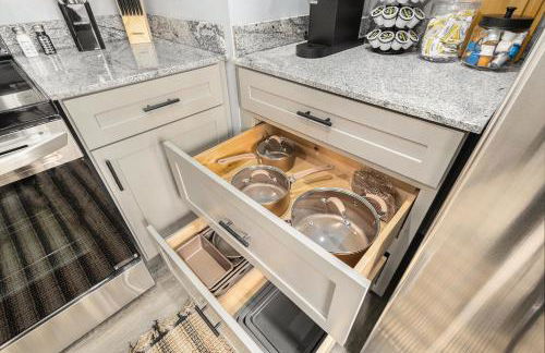 Remodeled Washer Dryer Mins to Beach & Downtown - Foto 18