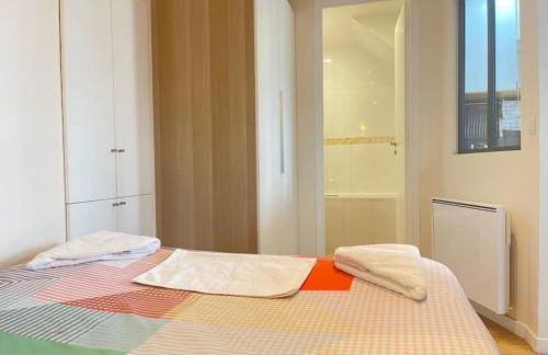 Cosy Appart Jouy Proche HEC - RER C N2 - Foto 2