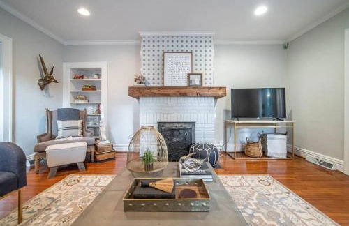 Elizabeth Bungalow, Fenced Yard, Fireplaces, Grill - Foto 44