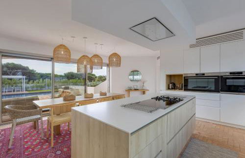 SUNSET VILLA - Luxury villa with superb pool and great views - Foto 47