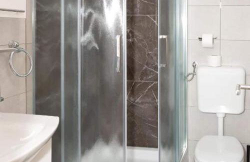 Five Bedroom Villa With Pool - Foto 25