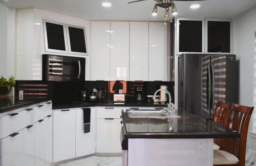 Family Luxury Home With Pool in Mcallen Near by Hospitals and Stores - Foto 5