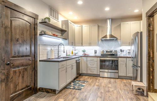 The Electric Bungalow - Photo 10