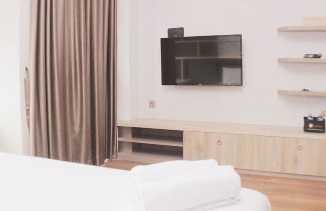 Minimalist And Cozy Studio At Vasanta Innopark Apartment - Photo 14