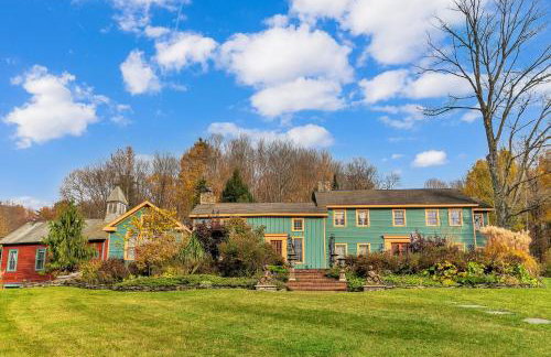 Hot Tub and Large Yard Elegant Deansboro Getaway - Foto 35