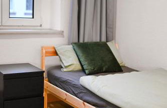 Perfect for 5 Guests - Netflix - Parking - Duisburg - Smart Home - Photo 29