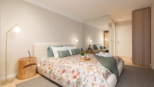 Stylish & Spacious Flat near the Beach by HostWise - Photo 2, wardrobe