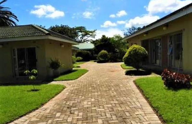 2 Bedroomed Apartment With En-suite and Kitchenette - 2067 - Foto 32