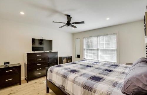 Wooded Retreat with Pet-Friendly Yard in Standish - Foto 14