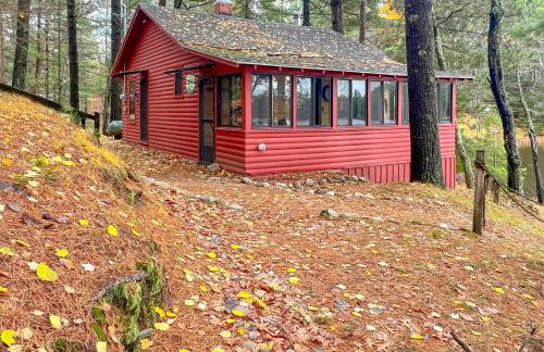 Little Red Lakeside Cabin - Foto 20