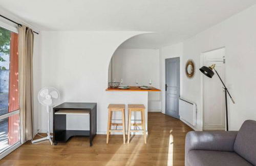 LX135 Studio proche centre-ville & parking gratuit - Photo 10