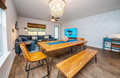 Fun 4BD w 75 inch TV - Foto 24