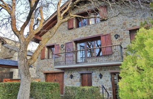 CASA UNIFAMILIAR 8 pax con jardín URTX - CERDANYA - Foto 1
