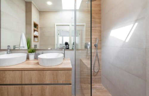 PANORAMIC VIEW apartment - Photo 24