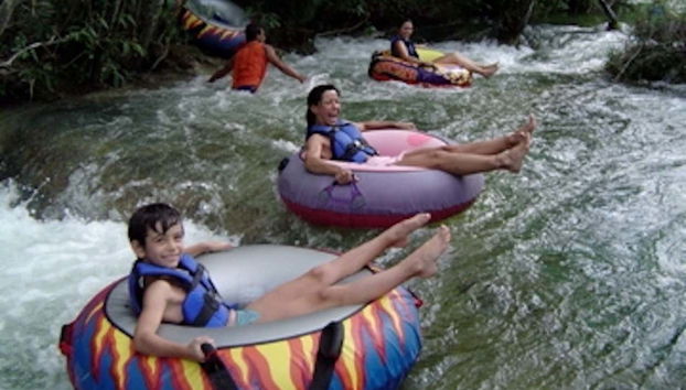 Tubing on the Formoso River - Foto 3