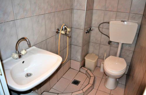 Evaggelou Rooms - Foto 10