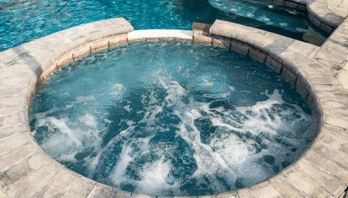 Budget Friendly Pool Home in Quiet Gated Community - Foto 5