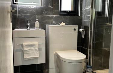 Whispering Waves Guest house, Brighton-8 mins, Guests 4, Beachfront, Free parking, WiFi, Kitchen and AC - Foto 35