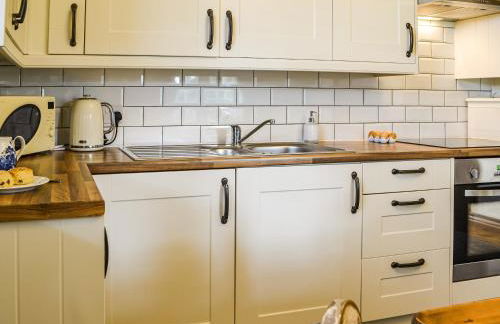 Eastfield Cottage - Photo 9