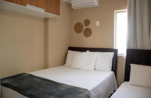 Apto com Varanda, Vista e Piscina a 50m da Praia - Foto 19