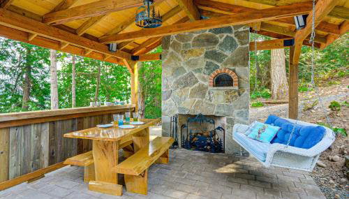 Outdoor Kitchen and Canal Views Cabin in Quilcene! - Foto 3