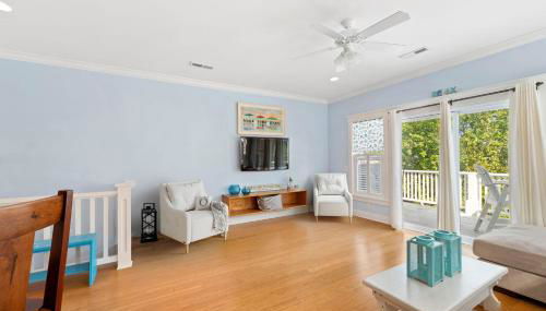 Stay at The Salty Gal - 4 Minute Walk to both Carolina and Kure Beaches - Foto 5