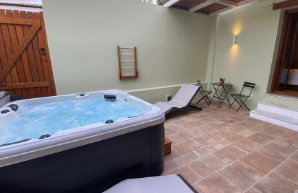 Andros 4 All Seasons Villas & Suites - Photo 48