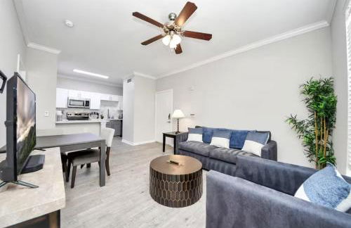 Modern 1BR Retreat Open Layout, Workspace, Views - Foto 7