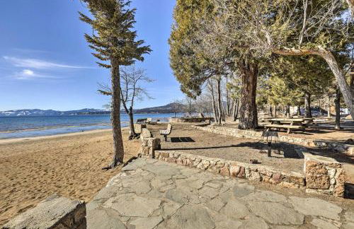 Dog-Friendly Kings Beach Log Cabin with Hot Tub! - Foto 43