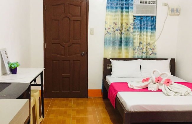 Bebs and Jocel Apartment - Foto 36