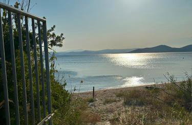 Seaside Villa with Private Football Pitch - Foto 43