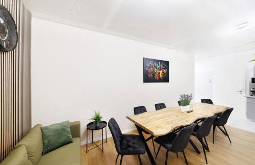 BIG New 7Rooms City Center APARTMENTS and Suites - Foto 28