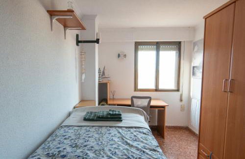 An apartment in Xeraco with 3 bedrooms, located near beach and Gandia - Foto 22