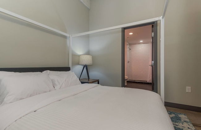 Brand New Stunning Unit Downtown - Foto 3