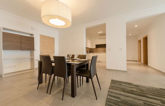 Seafront Luxury Apartment Incl Pool - Foto 7