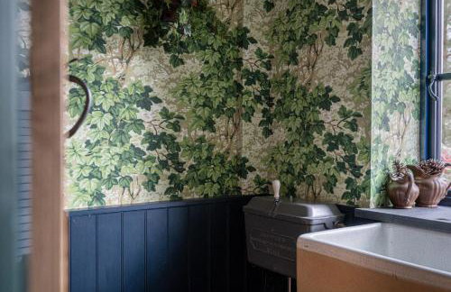 16th Century House, Castle Views, Mountain Views, Hot Tub, Firepit, Stunning Interiors - Foto 16