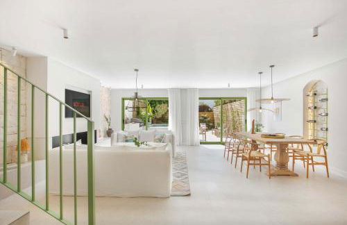 VACATION MARBELLA I Casa Savia, Private Pool, Luxury interiors, 10min walk to the Beach - Foto 15