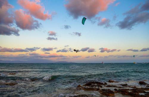 Peach Pine House - Escape Near City, Beach and Athens Airport - Foto 44